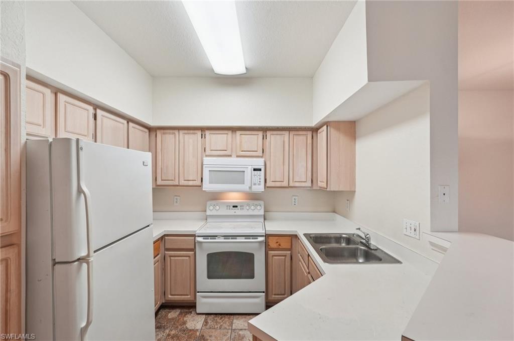 23580 Walden Center Dr 306 Property Photo 10