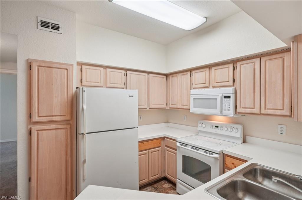 23580 Walden Center Dr 306 Property Photo 11