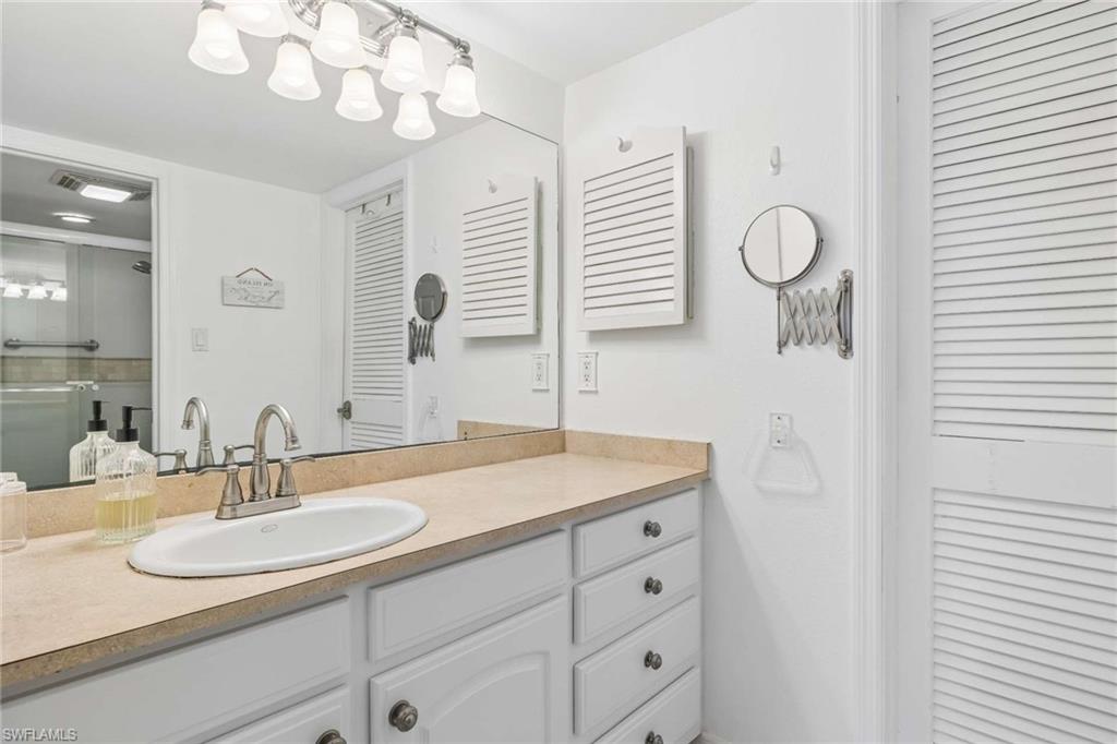 1340 Middle Gulf Dr 7a Property Photo 17