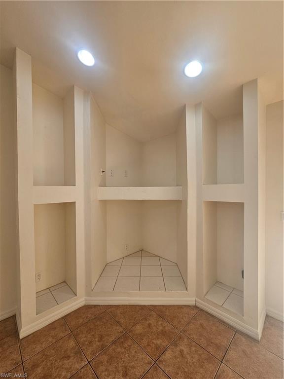 4526 Santa Barbara Blvd Property Photo 8