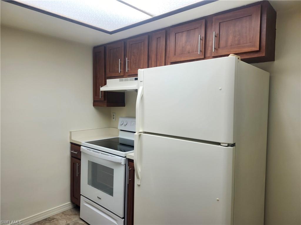19136 Miami Blvd 140 Property Photo 11