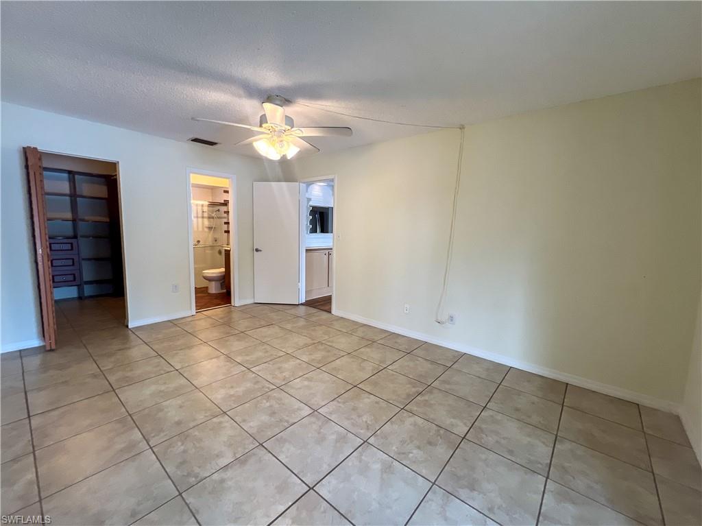 4305 Island Cir 4 Property Photo 10