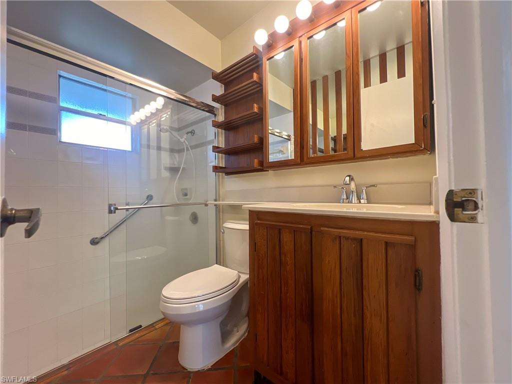 4305 Island Cir 4 Property Photo 12