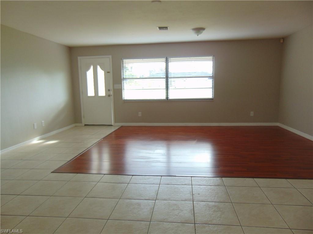 119 Riviera St Property Photo 3
