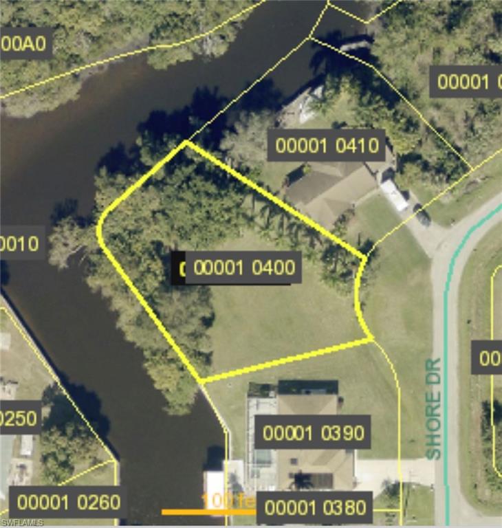 301 Shore DR Property Photo 1