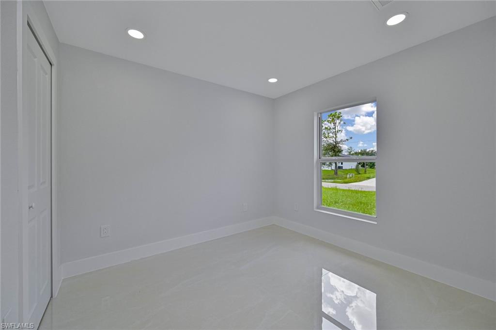 4522 24th St Sw Property Photo 16