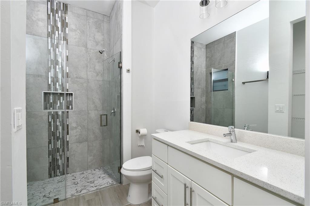 857/859 Eisenhower Blvd Property Photo 24