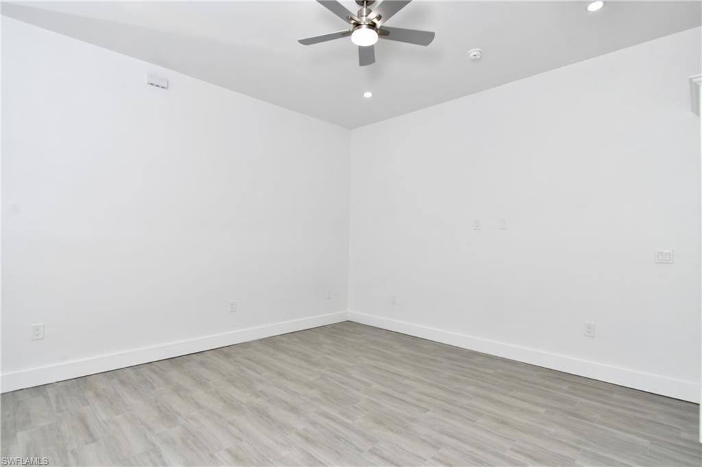 857/859 Eisenhower Blvd Property Photo 39