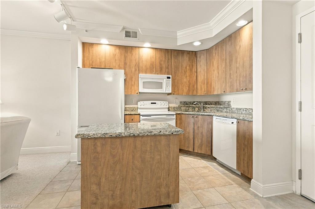 2825 Palm Beach Blvd 410 Property Photo 4