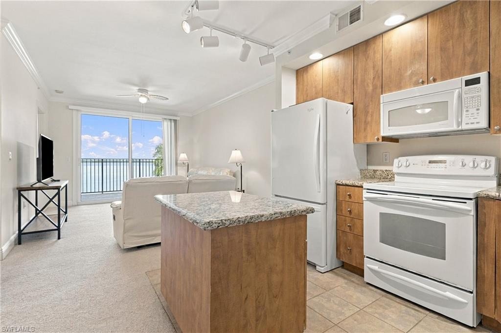 2825 Palm Beach Blvd 410 Property Photo 5