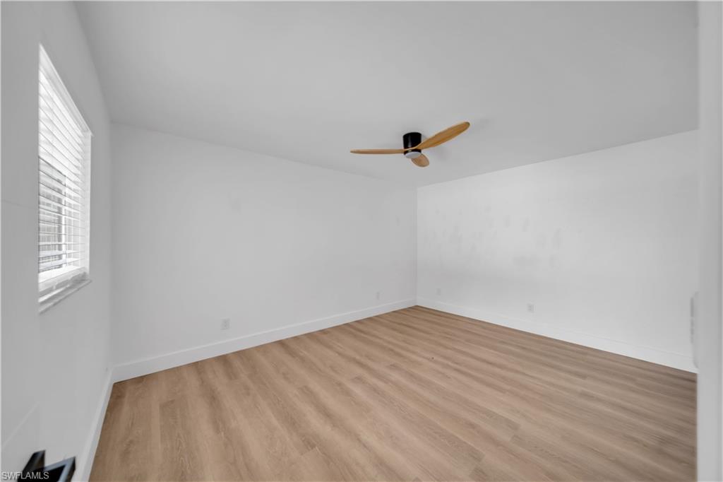 1103 Se 8th Ter B Property Photo 20
