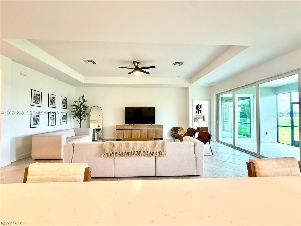 9291 Aqua Overlook Ct Property Photo 6