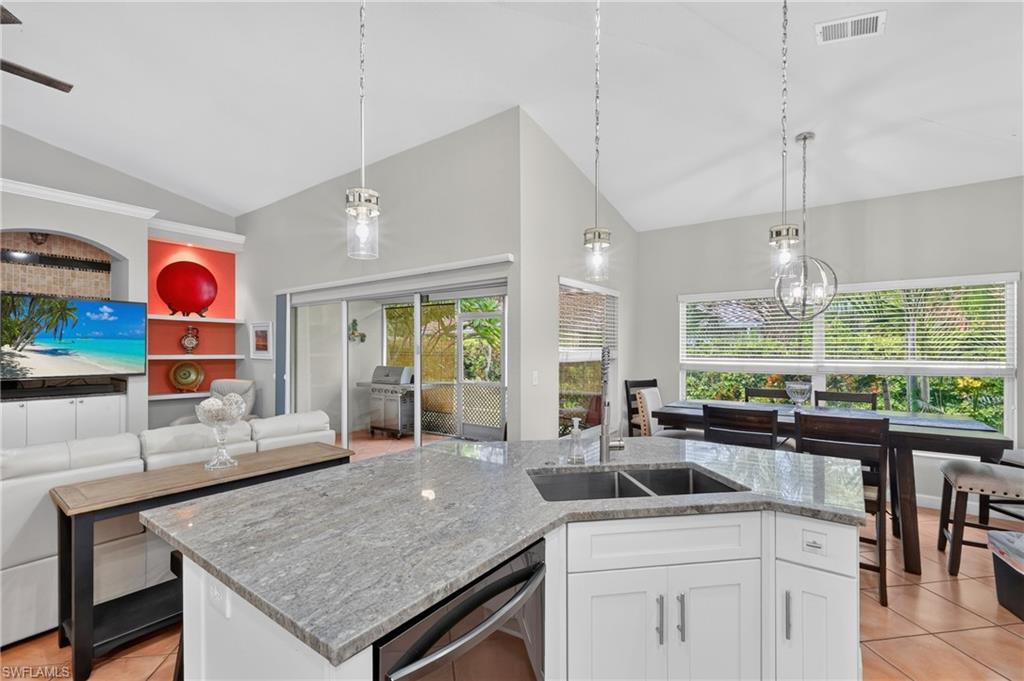11180 La Coruna Ln Property Photo 10