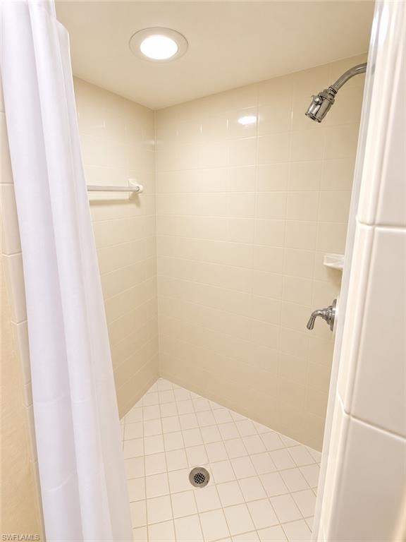6844 Sandtrap Dr 4 Property Photo 16