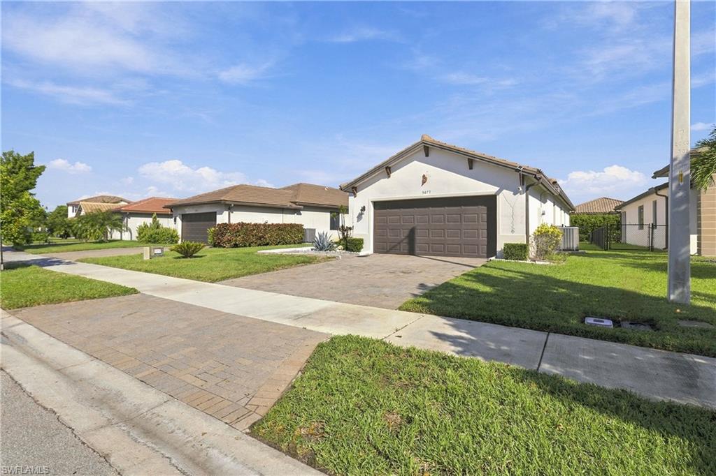 5073 Arancia Ln Property Photo 3