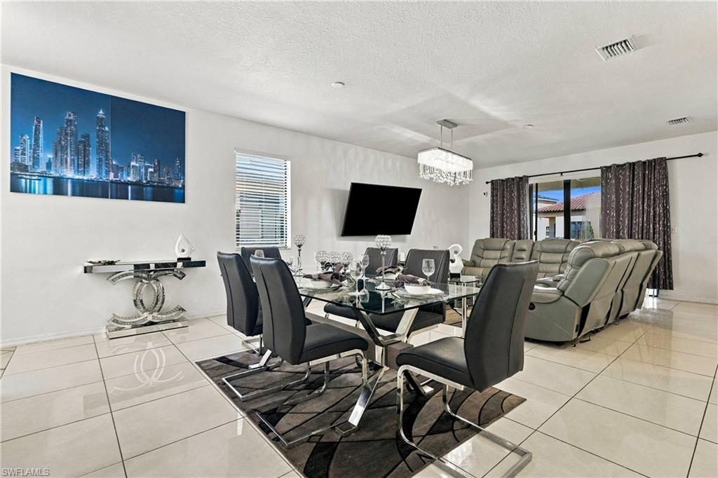5073 Arancia Ln Property Photo 12