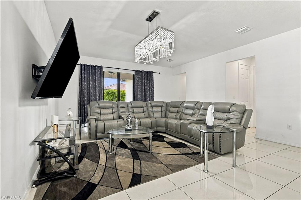 5073 Arancia Ln Property Photo 13
