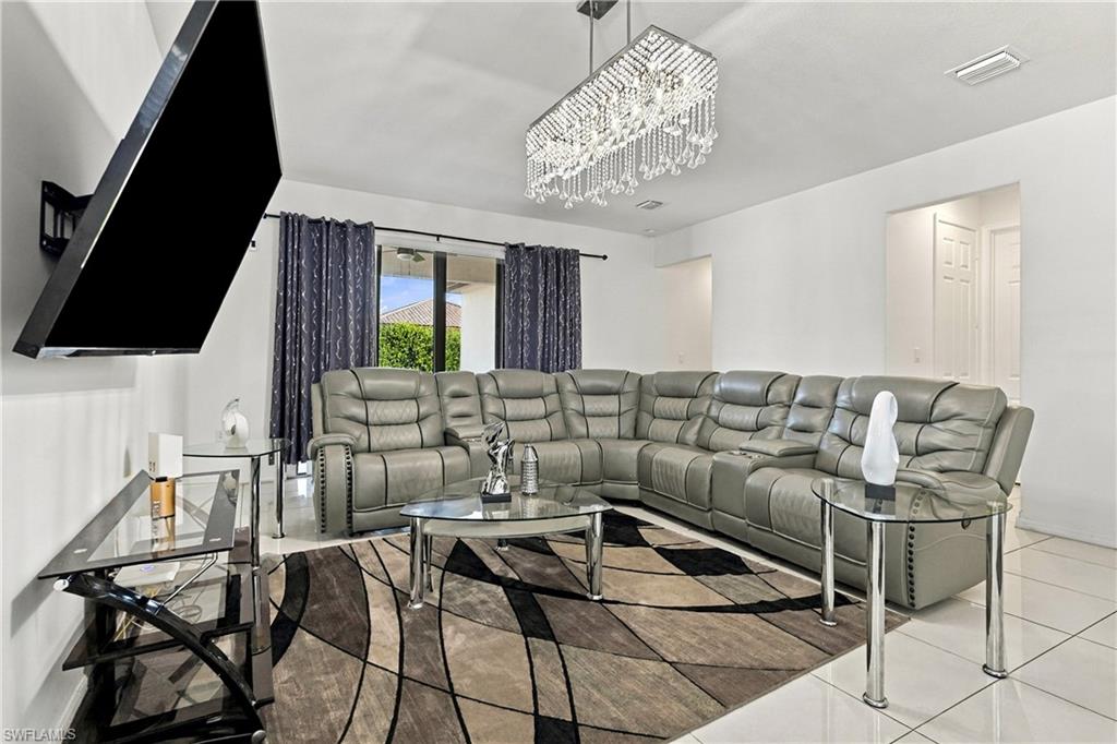 5073 Arancia Ln Property Photo 14