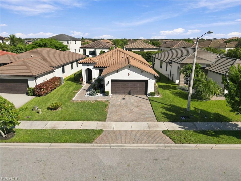 5073 Arancia Ln Property Photo 27