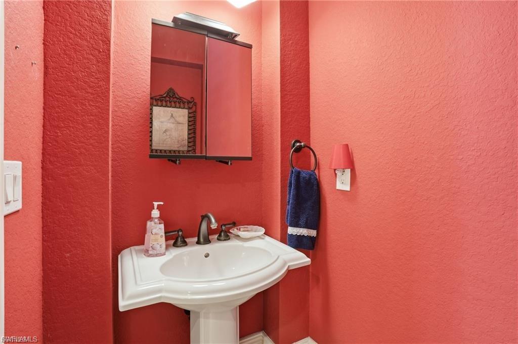 3801 River Point Dr Property Photo 38
