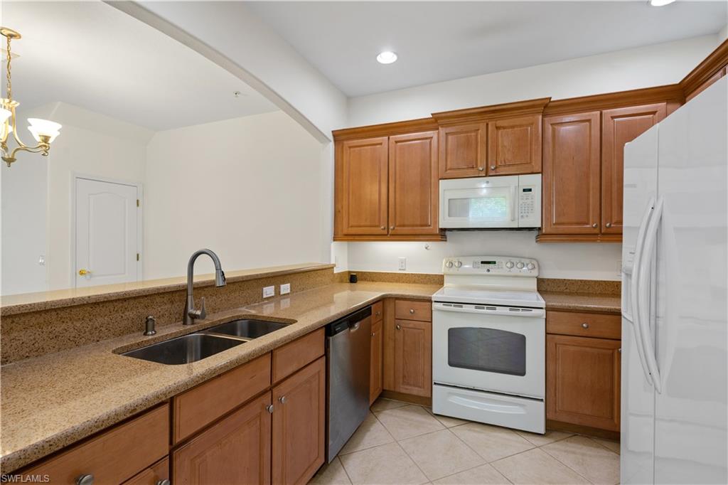 4390 Lazio Way 401 Property Photo 10