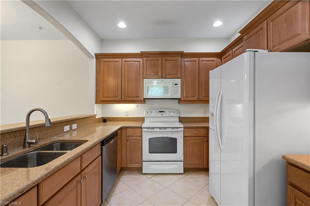 4390 Lazio Way 401 Property Photo 11