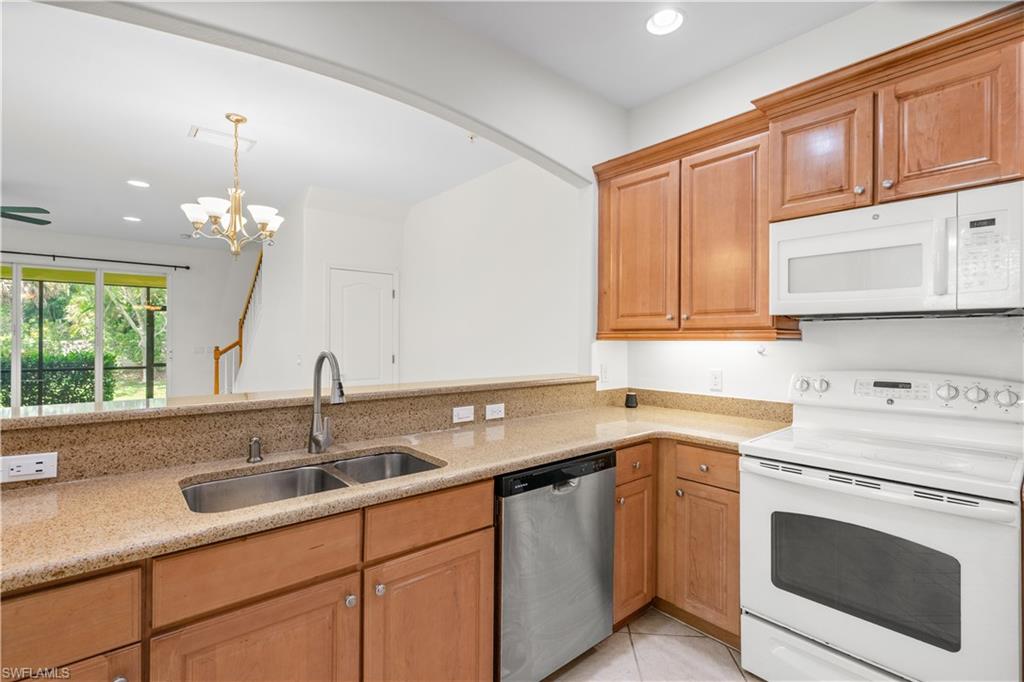 4390 Lazio Way 401 Property Photo 13