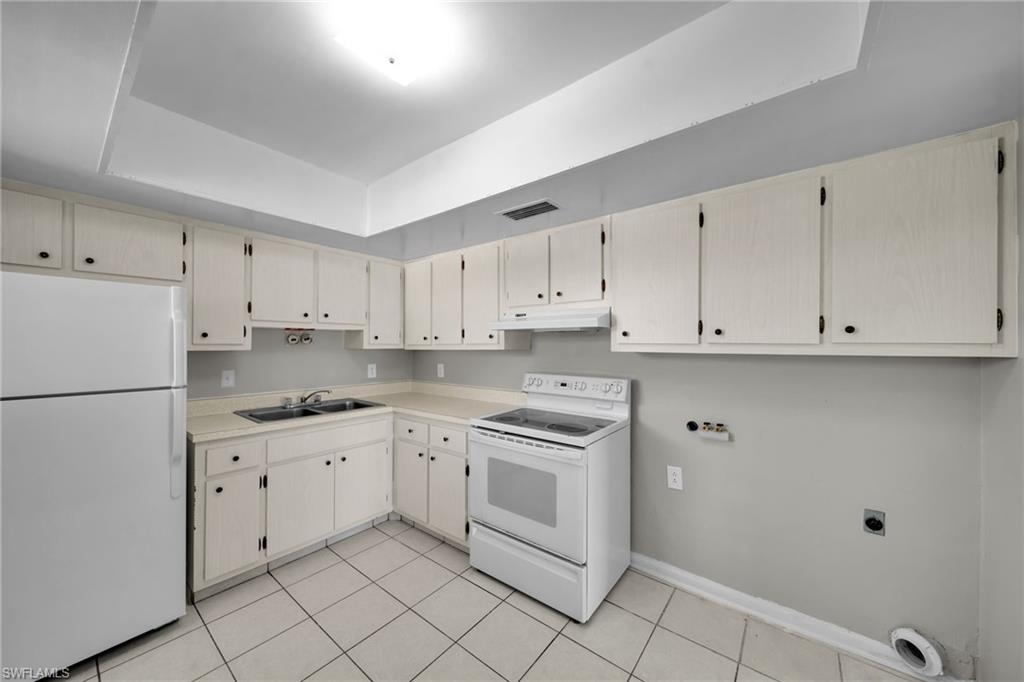 4824 Lucaya Dr 2 Property Photo 6