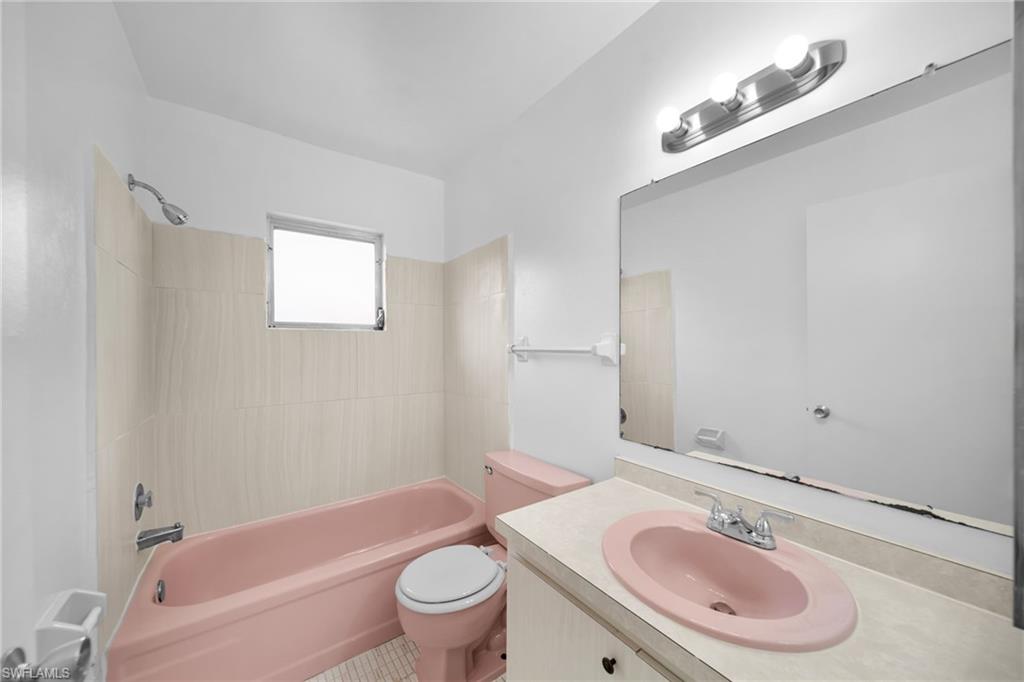 4824 Lucaya Dr 2 Property Photo 8