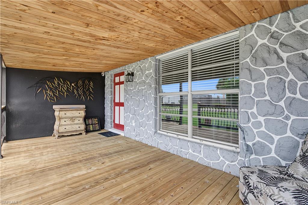 1151 Lovely Ln Property Photo 3