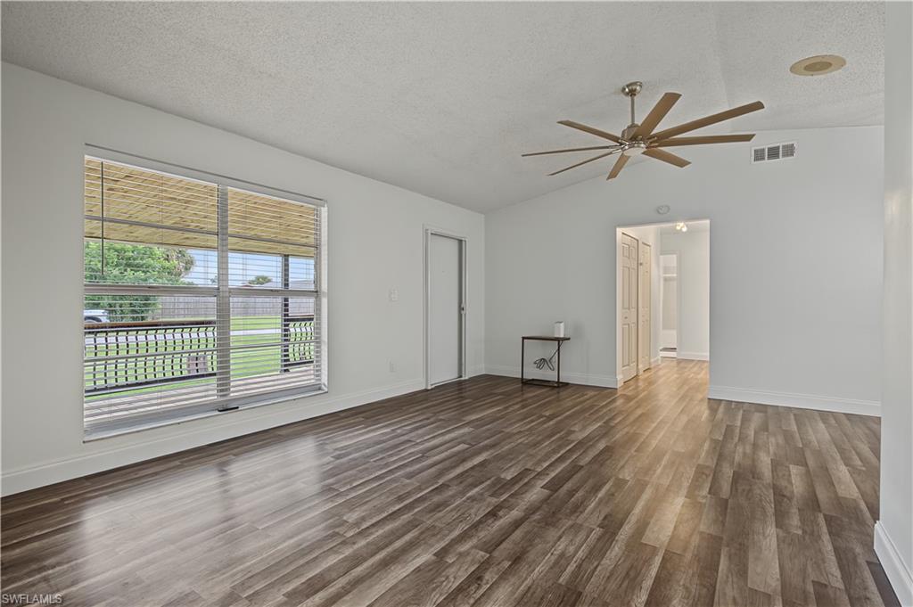 1151 Lovely Ln Property Photo 4