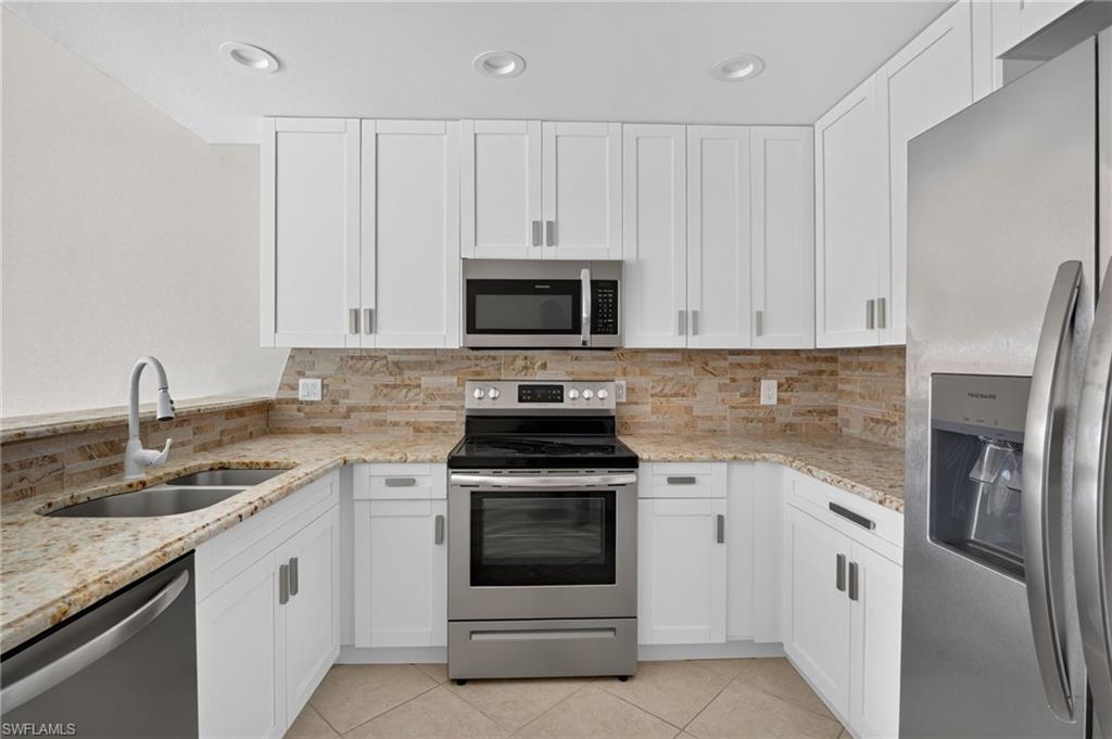 6305 Royal Woods Dr Property Photo 17