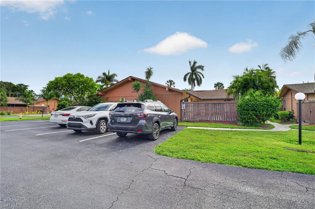 6305 Royal Woods Dr Property Photo 58