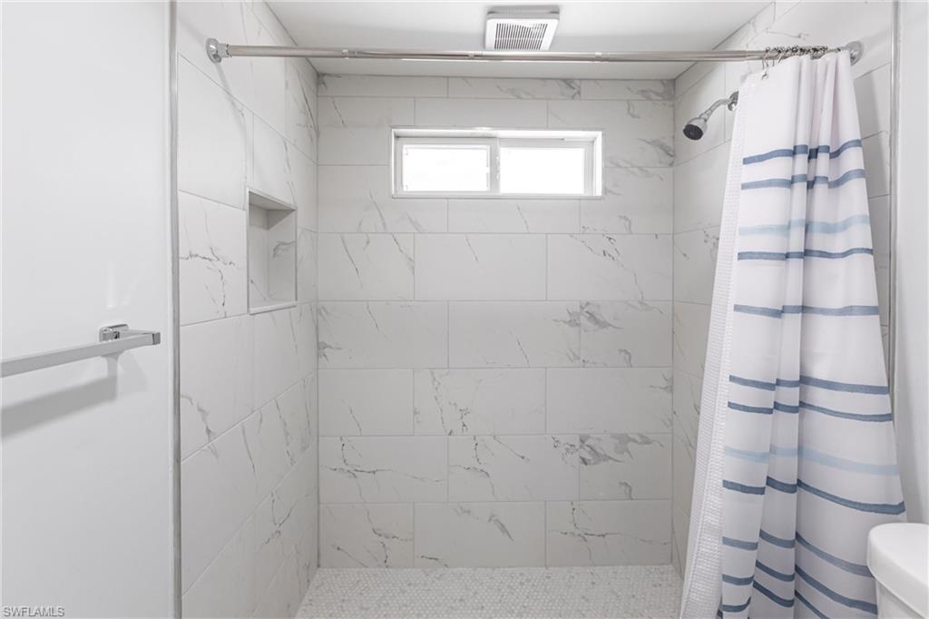 3913 Dewberry Ln Property Photo 15