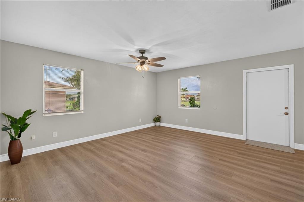 3656 Suntrust Dr Property Photo 4