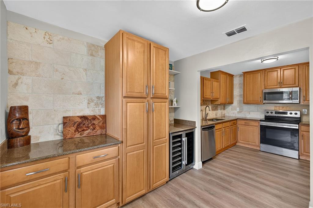 3656 Suntrust Dr Property Photo 10