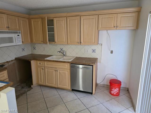 12342 Woodrose Ct 3 Property Photo 6