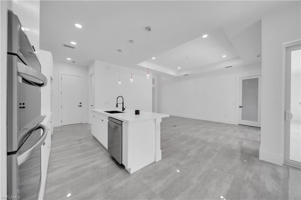 1912 Roosevelt Ave Property Photo 7