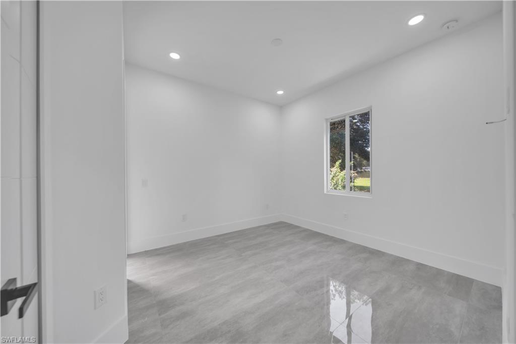 1912 Roosevelt Ave Property Photo 20