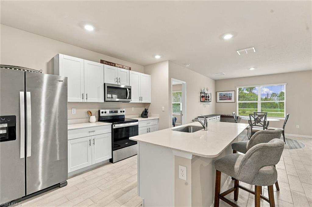 3623 Rollingwater Way Property Photo 2