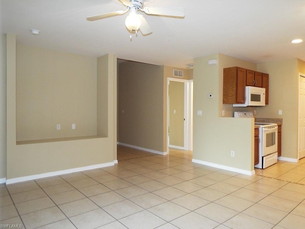5044/5046 Jones Dr Property Photo 4