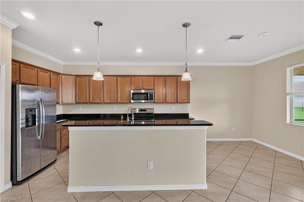 3576 Valle Santa Cir Property Photo 8