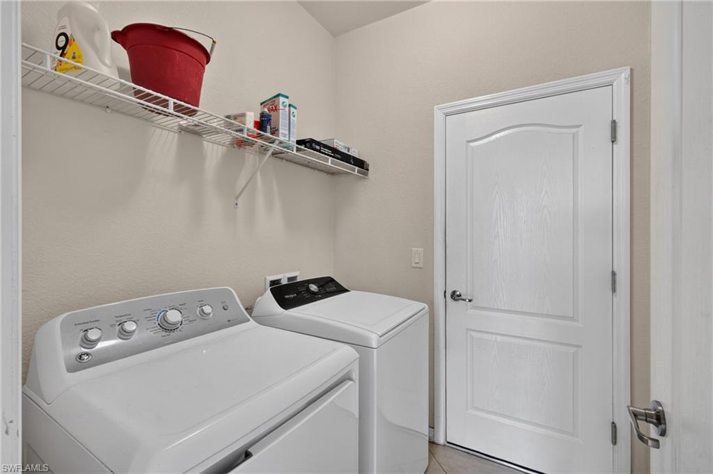 3576 Valle Santa Cir Property Photo 18