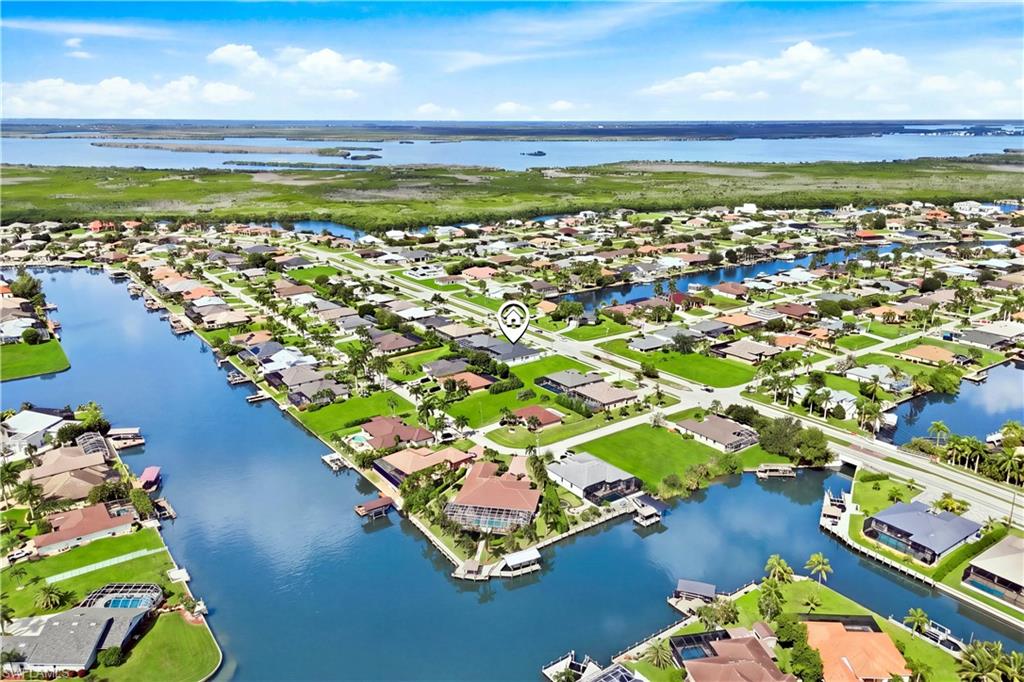 2814 Surfside Blvd Property Photo 6