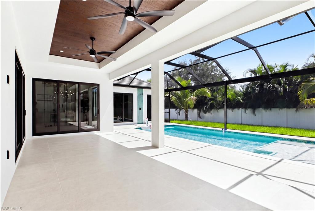 2814 Surfside Blvd Property Photo 29