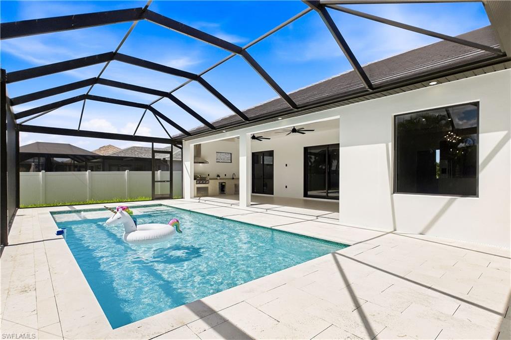 2814 Surfside Blvd Property Photo 37