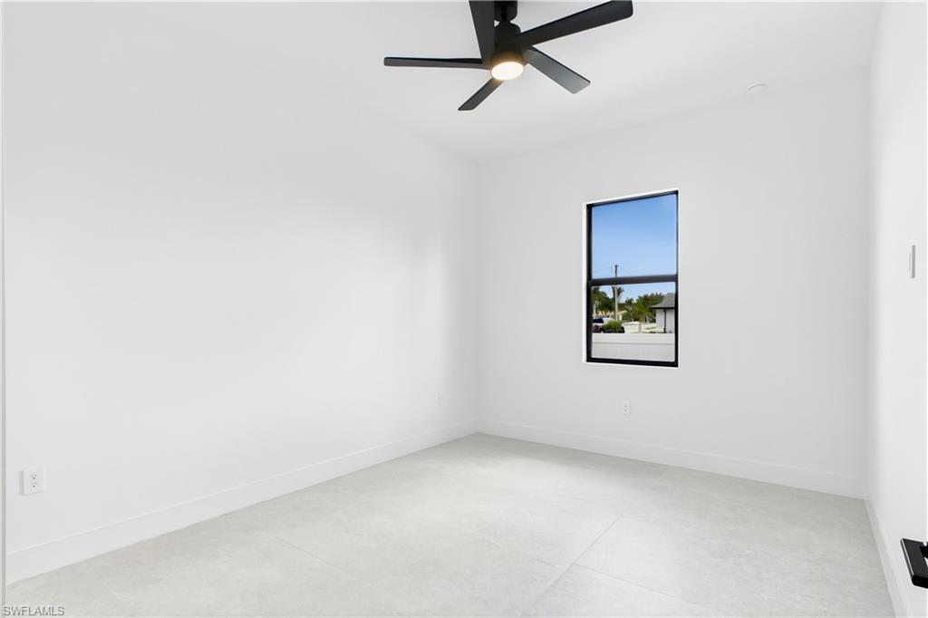 2814 Surfside Blvd Property Photo 52