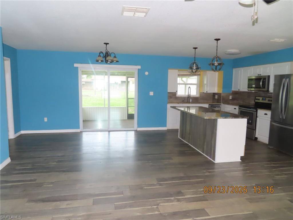 1579 Buck St Property Photo 5