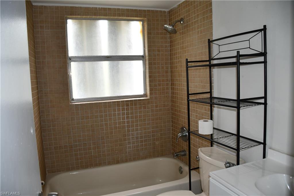 1591 Sunkist Way Property Photo 5