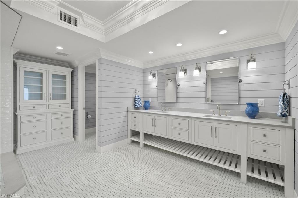 2549 W Gulf Dr 106 Property Photo 22